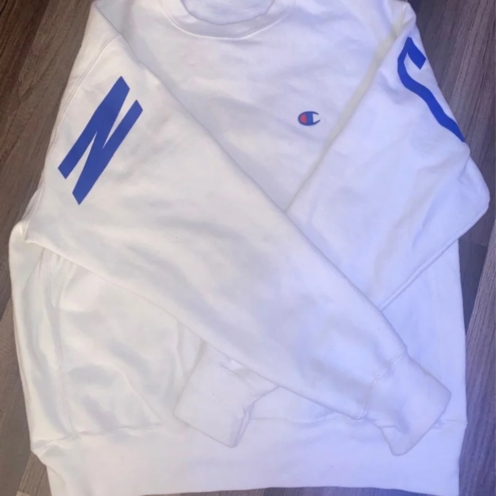 white champion crewneck